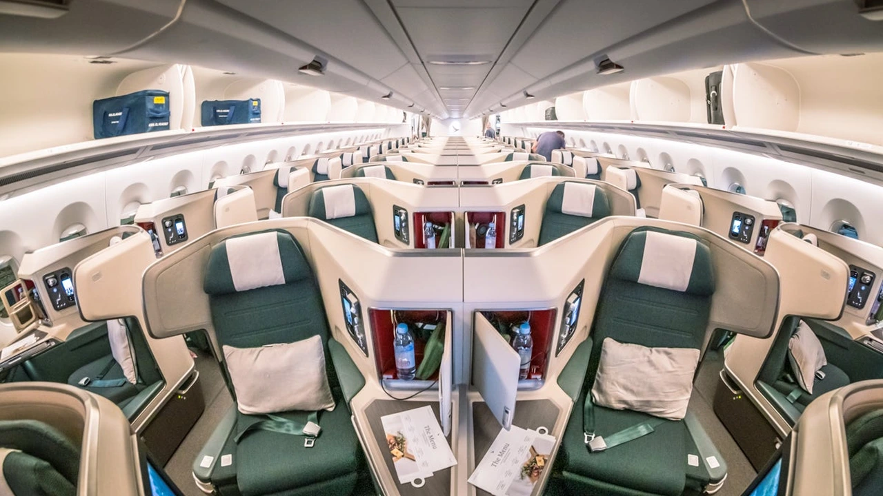 Cathay Pacific long-haul business class cabin