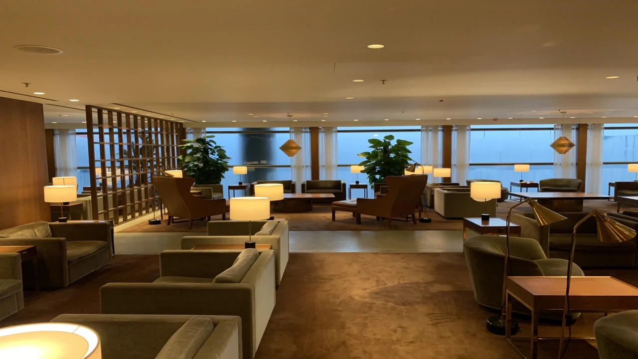 Cathay Pacific The Pier First Class Lounge