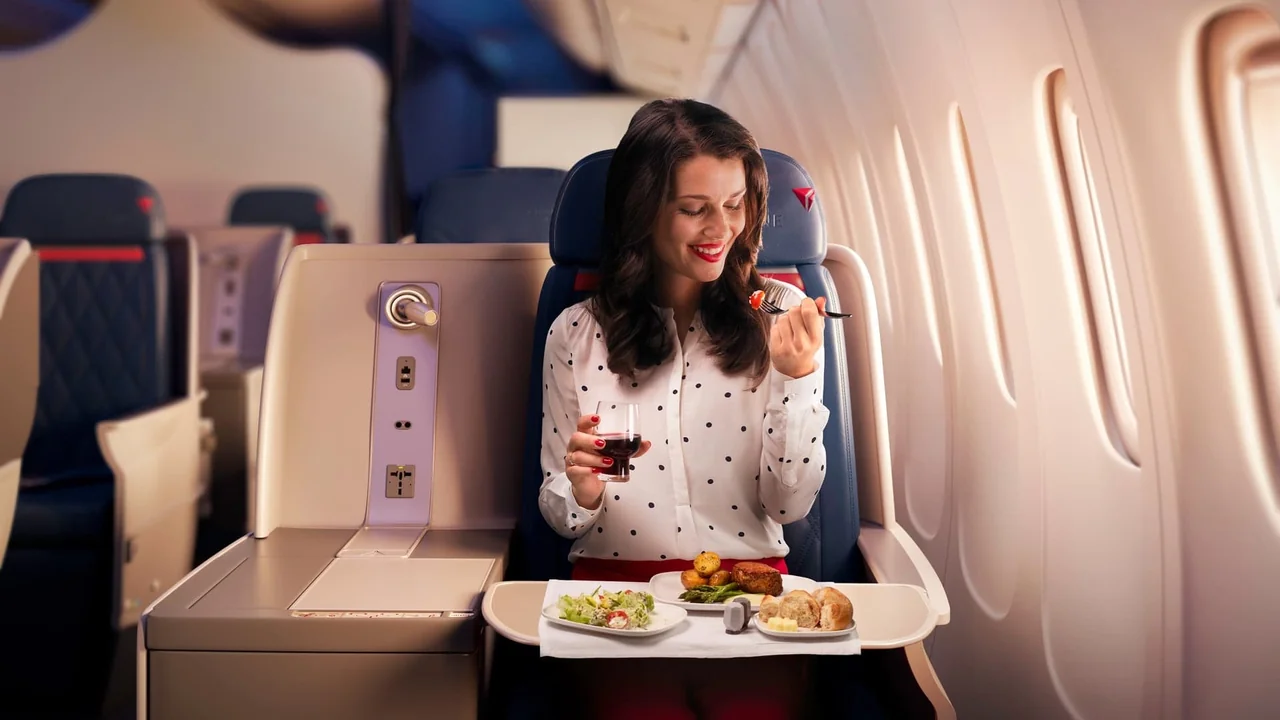 Appetizer on Delta One Suite Review 2026: America's Best Domestic-Carrier Business Class?