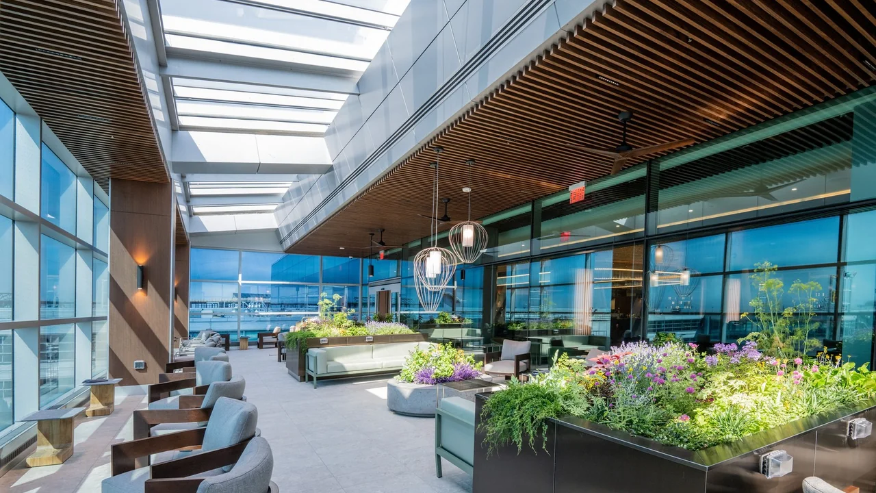 Atlanta or JFK lounge