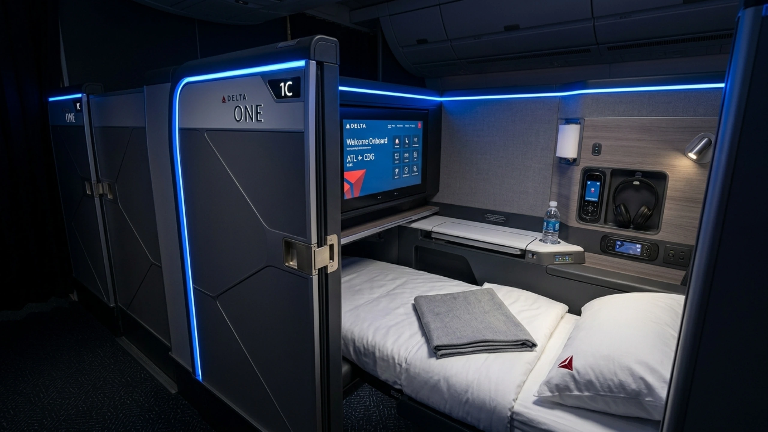 Delta One Suite Review 2026: America's Best Domestic-Carrier Business Class?