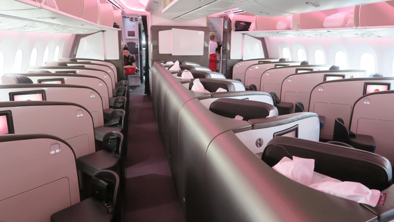 Virgin Atlantic Boeing 787 Upper Class herringbone seat layout